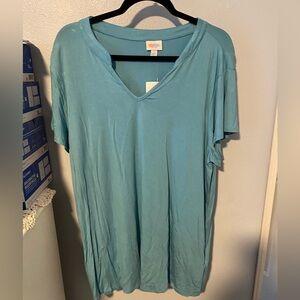 Brand New with Tags LulaRoe Layla Tee Shirt